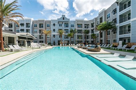 upscale apartments|New Luxury Apartments in Kissimmee, FL .